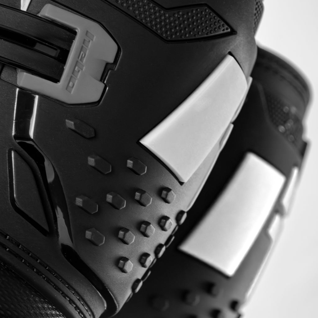Hebo MX X1 zābaki